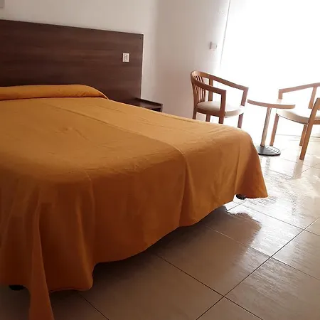 Hostal Margarita *